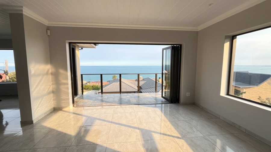 4 Bedroom Property for Sale in Dana Bay Western Cape